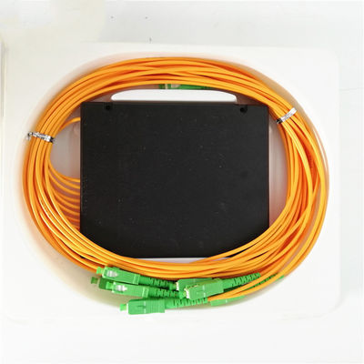 Kotak ABS PVC G657A1 2.0mm SC / APC Connector Fiber Optic Splitter Box